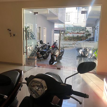 Phuong Hong Guesthouse Da Lat Buitenkant foto