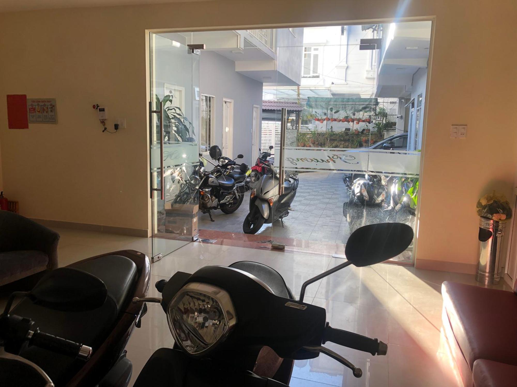 Phuong Hong Guesthouse Da Lat Buitenkant foto