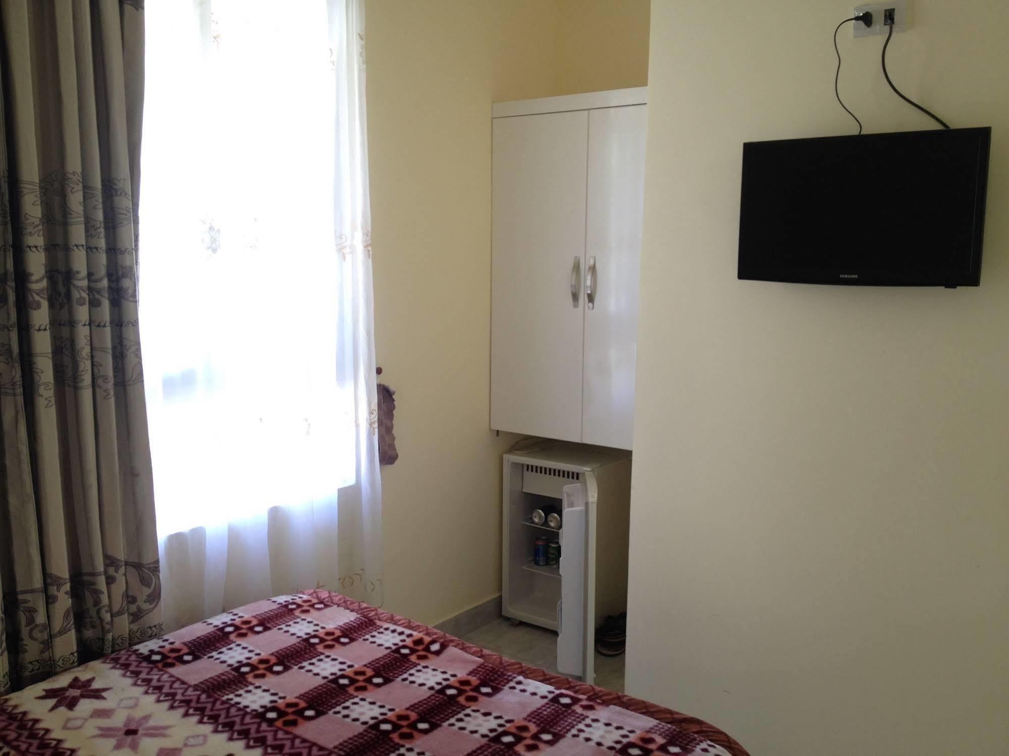 Phuong Hong Guesthouse Da Lat Buitenkant foto